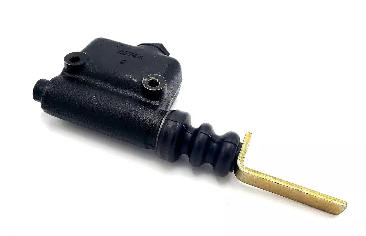 Titan Hydraulic Disc Brake Master Cylinder for Model 10 & 20 Actuators (47471D)
